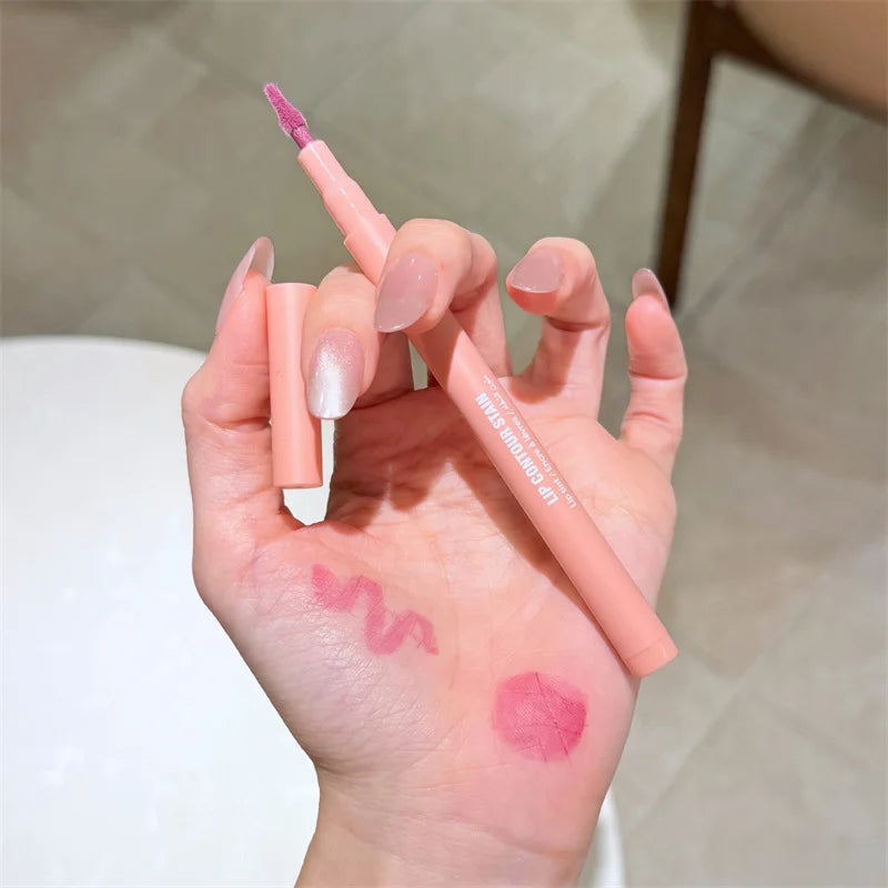 Huda Beauty Faux Filler Brillo de Labios Brillante No Pegajoso, Hidratante, Aceite de Labios Crystal Clear, Efecto Voluminizador y Nutritivo, Maquillaje con Color